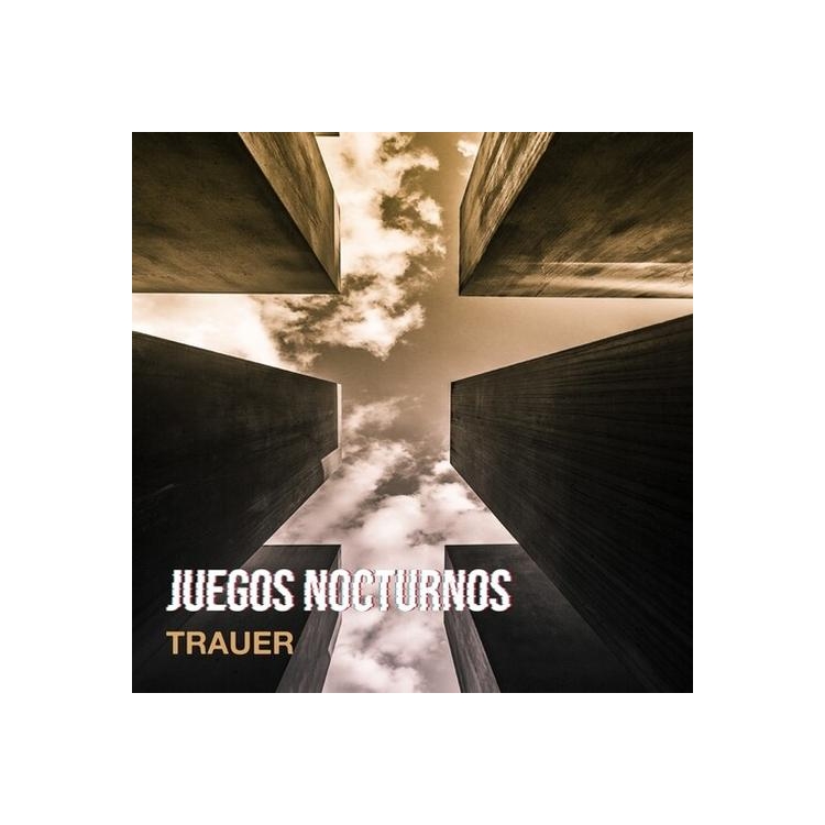JUEGOS NOCTURNOS - Trauer